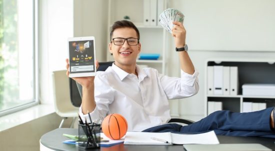 How to Watch Mahzooz Weekly Draw