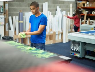 Top 10 Signage Companies in Dubai for Eye-Catching Branding