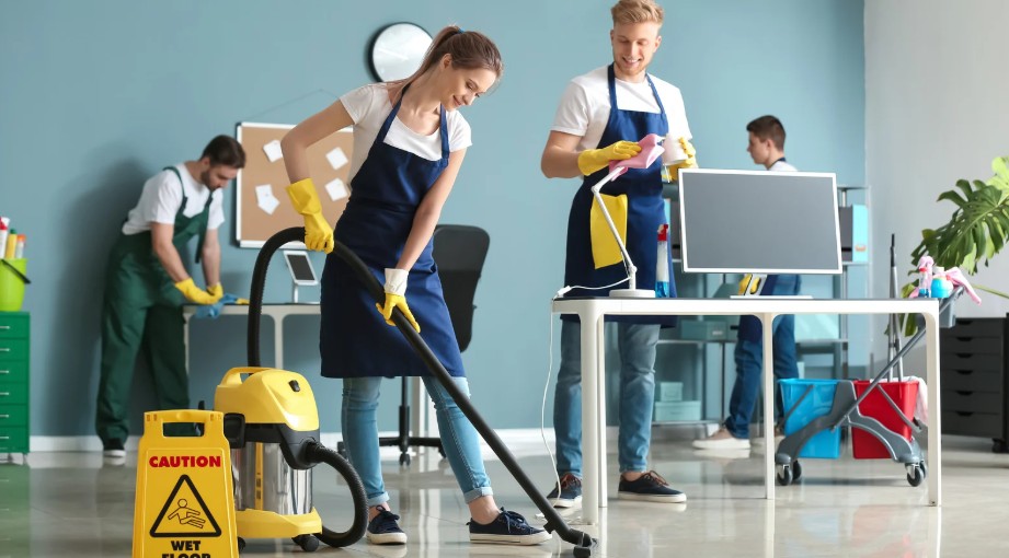 cleaning companies in dubai