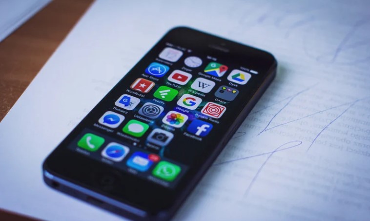 How to Hide Apps in Iphone from Home Screen and App Library?