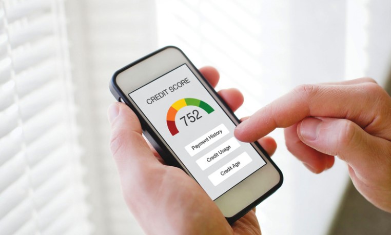 How to Check Credit Score in UAE? – Guide on Credit Score