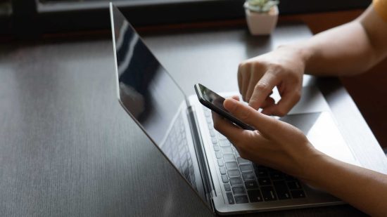 How Can You Recharge Your DU or Etisalat Mobile Plan