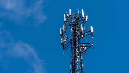 How Can You Identify a DU or Etisalat Number