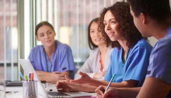 What Do Testimonials Reveal About Aster Mankhool’s Medical Staff