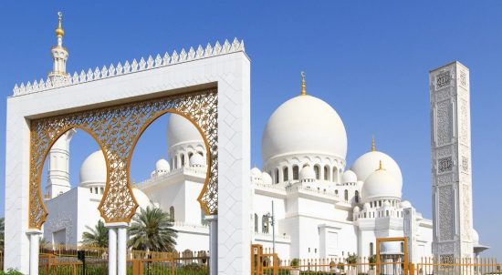 Immerse Yourself in Cultural Majesty